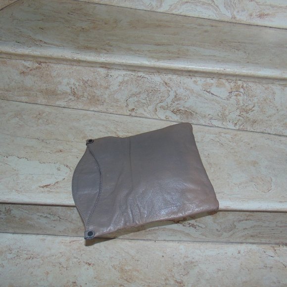 BCBG Max Azria Womens Genuine Leather Envelope Clutch Purse Mauve Lavender - Picture 10 of 11